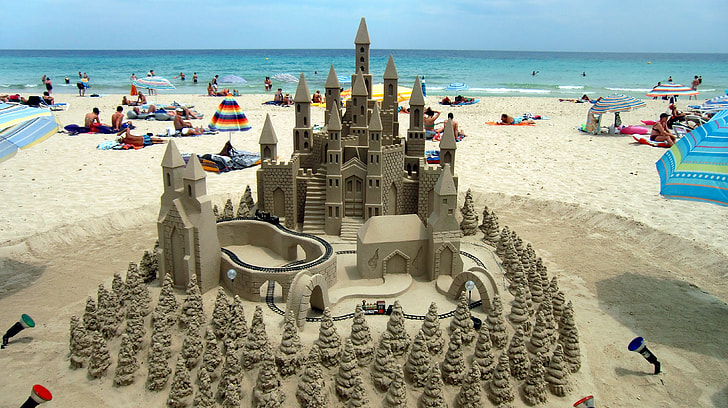 brown sand castle