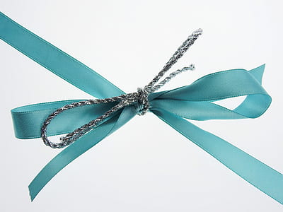 teal bow and gray rope