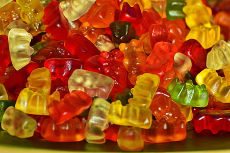 assorted-colored gummy bears lot