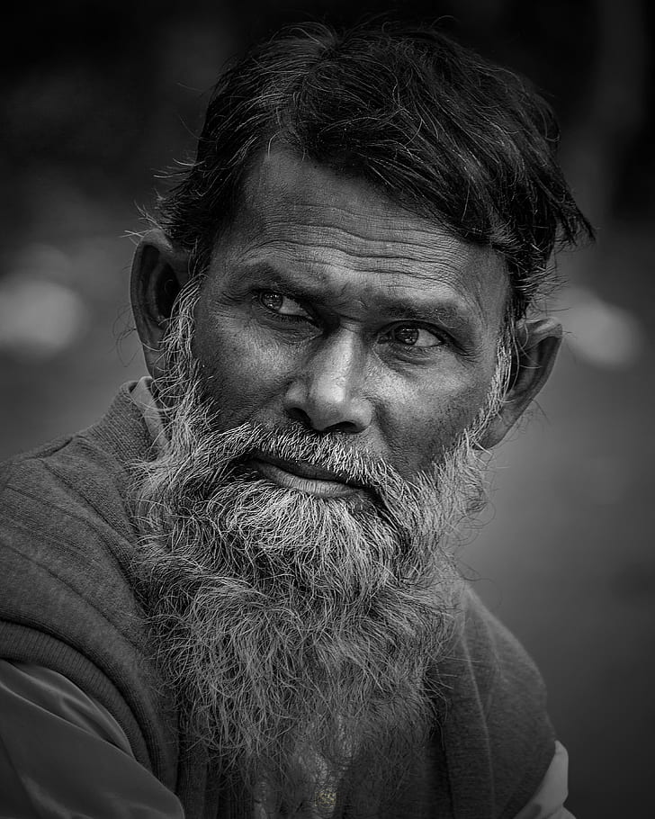 gray scale bearded man photo