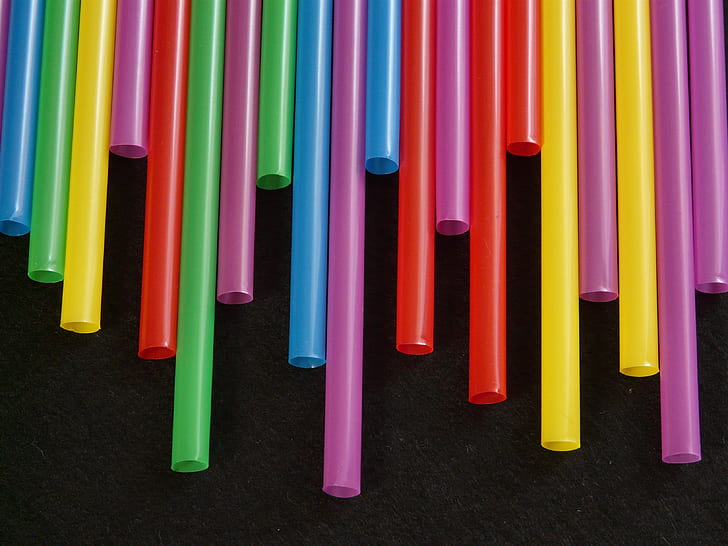 assorted-color plastic drinking straw lot