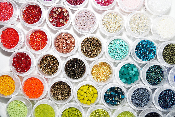 167 Multi Colored Beads In A Box Stock Photos, High-Res Pictures
