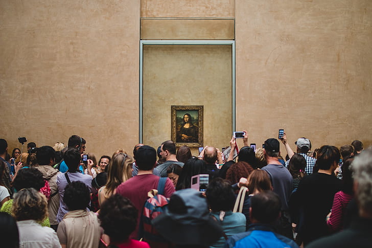 Mona Lisa by Leonardo Da Vinci painting on wall