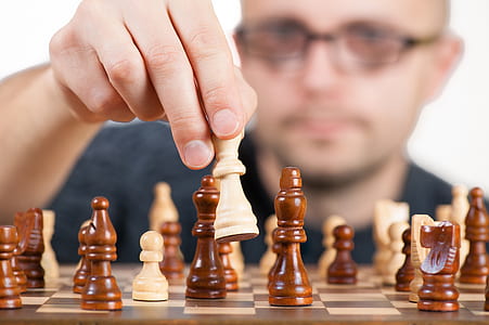 selective focus of chess game