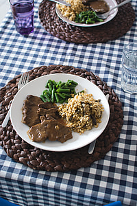 Beef with green beans and vegetables rissotto