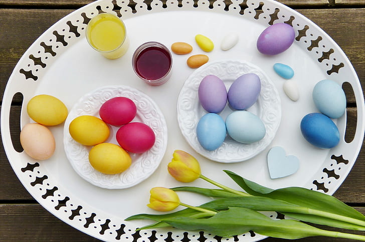 assorted-color egg lot on white plate