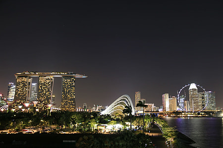 marina bay sands at Singapore during nighttime