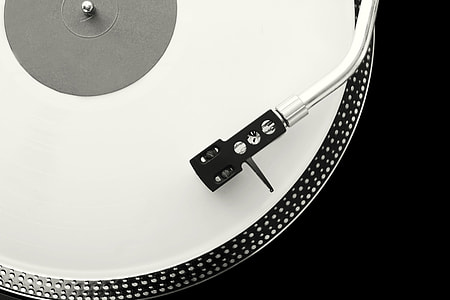 Turntable record player