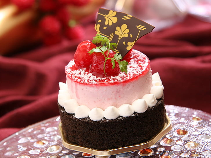2-tier raspberry icing cake