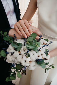 bride, groom, married, flowers, hands