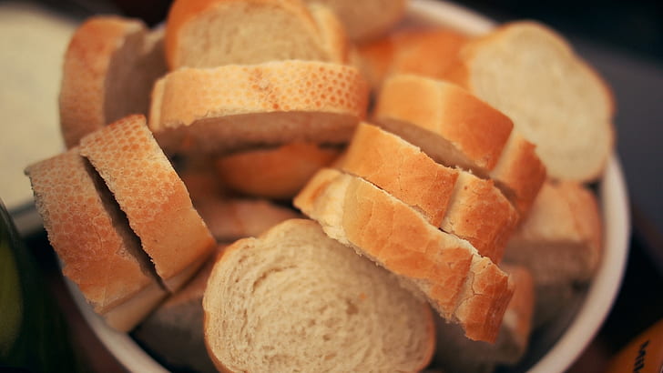 selective focus photo of slice bread