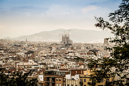 architectural photography of Sagrada Familia, Barcelona