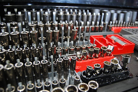 photography of silver socket wrench kit