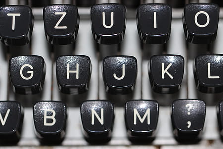 close-up photo of typewriter keys