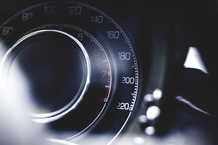 close-up photography of speedometer