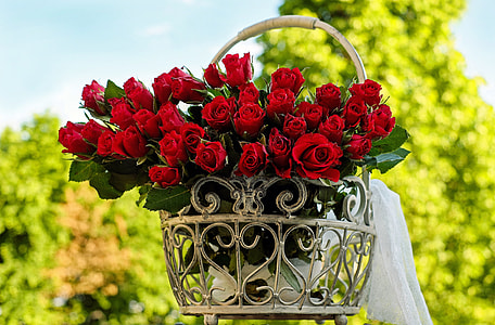 red rose flower wedding bouquet