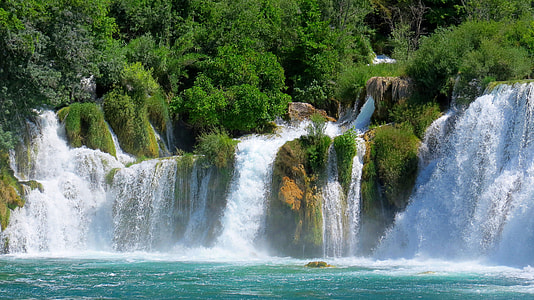 waterfalls landscape photography
