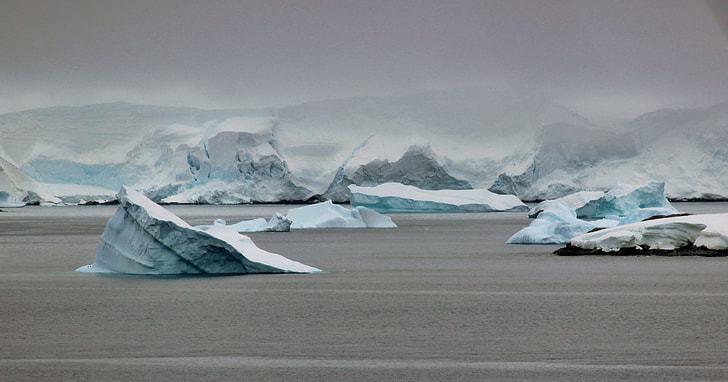 Royalty-Free photo: Iceberg photo | PickPik