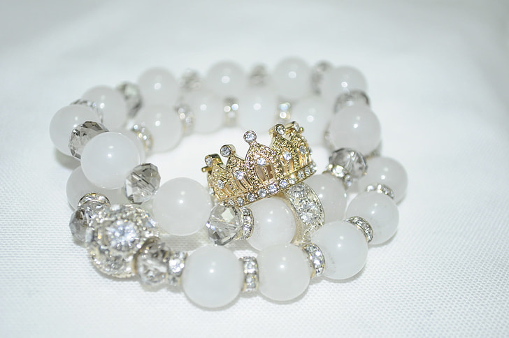 Shining White Beads Studded with White Rhinestones & Accessories