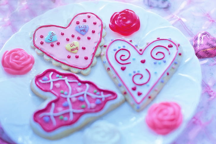 three heart cookies