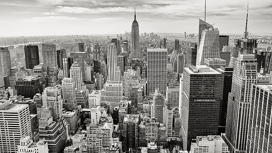 grayscale photo of nNew York