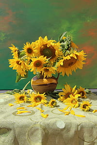 Sunflower in brown vase