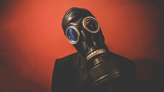 black gas mask