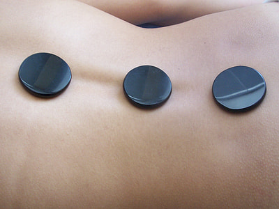 stone back massage therapy