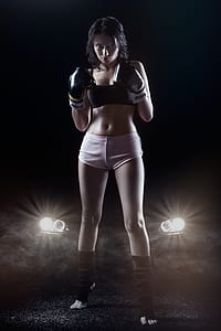 woman MMA fighter