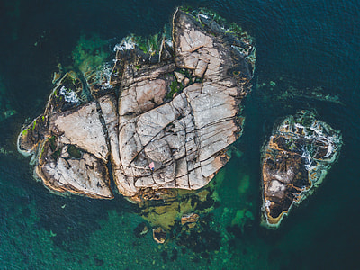 aerial view of islet