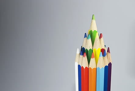 pyramid of color pencils