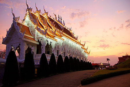 temple photo during golden hour
