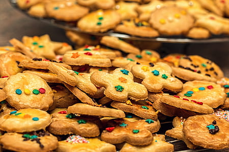shallow focus photography of cookies