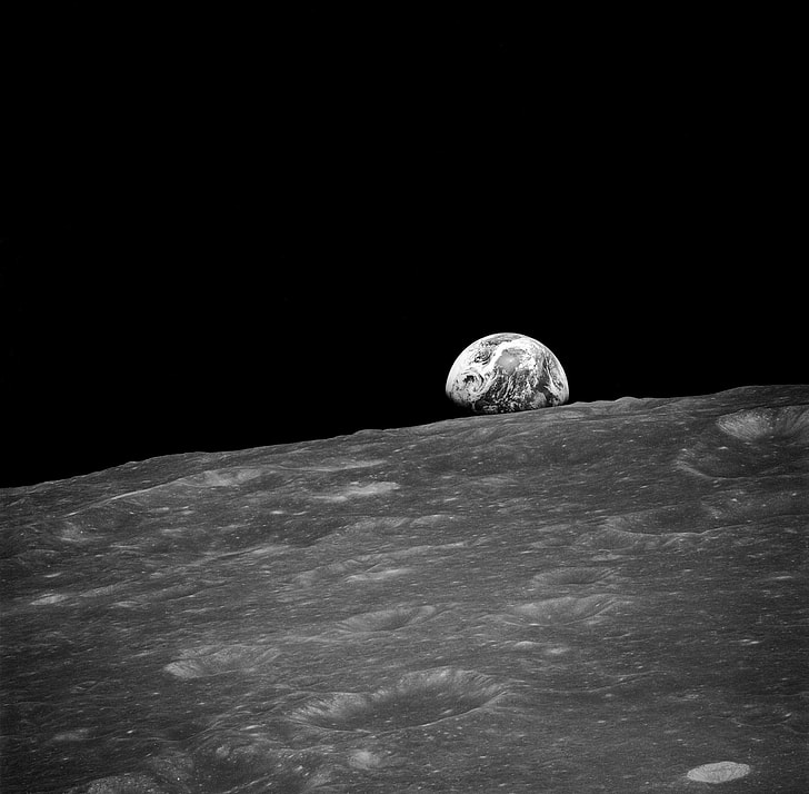 photo of earth from moon