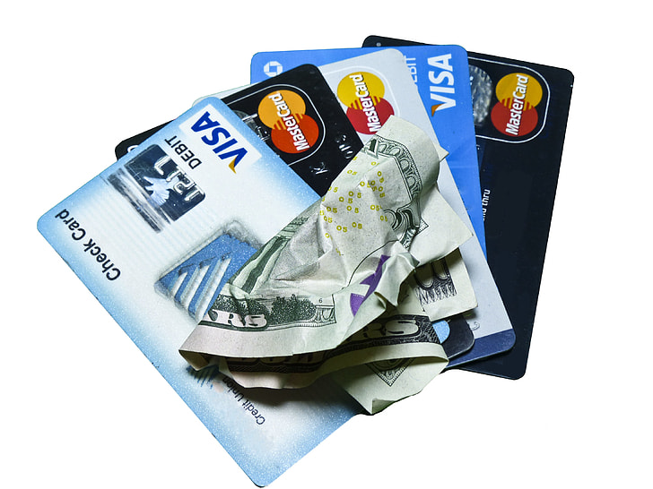 photo of five Visa cards