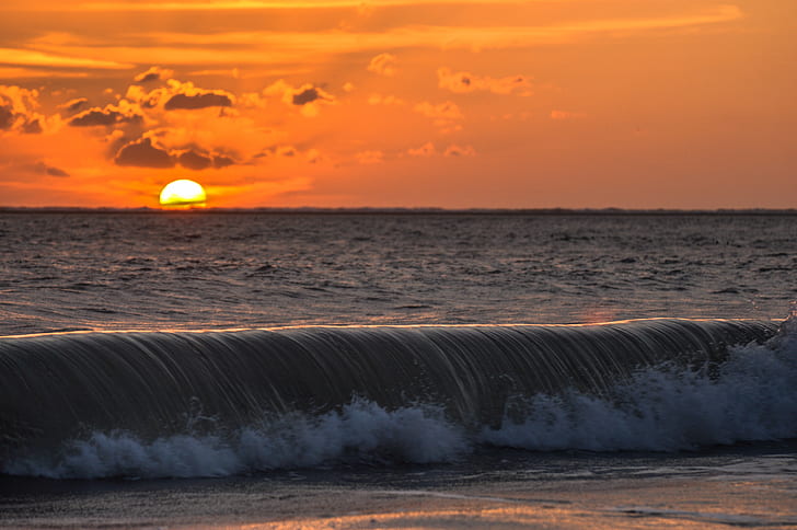 water waves during sunset