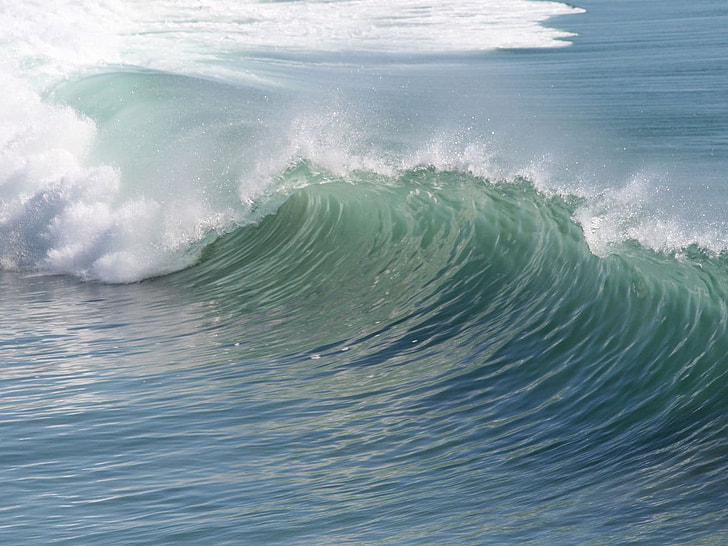 ocean barrel waves