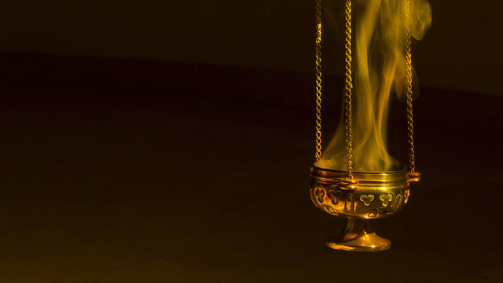 gold incense pot