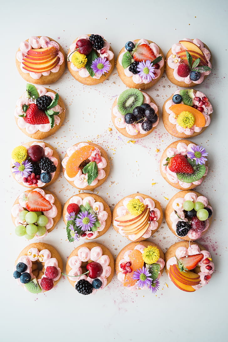 fruit topping biscuits