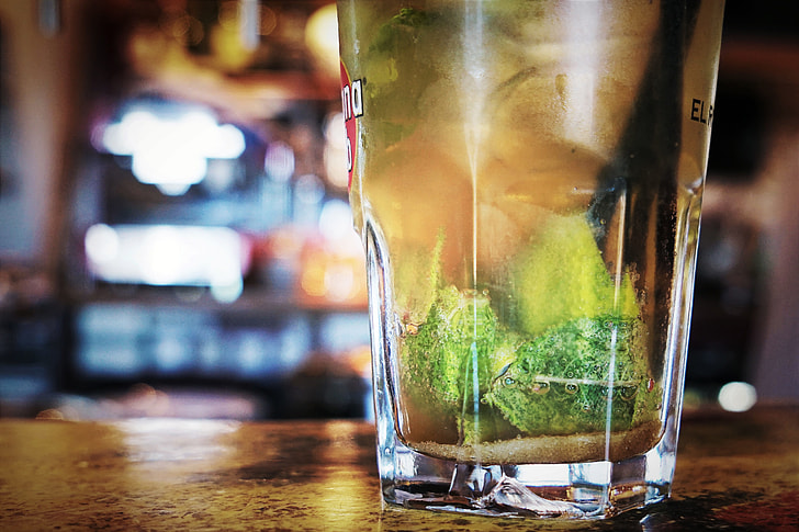 Closeup shot of a mojito cocktail drink