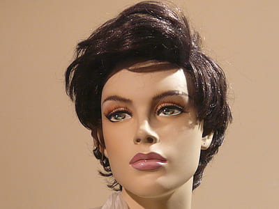 female mannequin with short hair