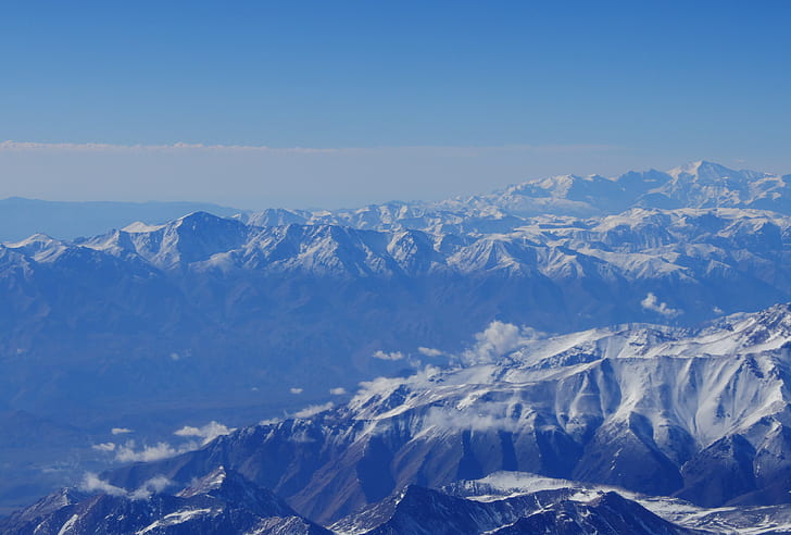 landscape photo of snowy mountain range
