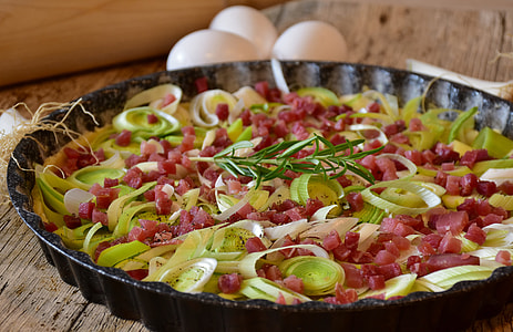 meat and onion spring dish