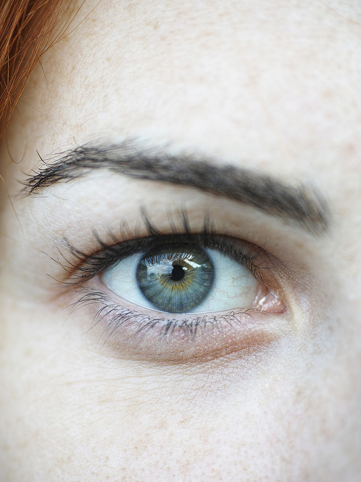 woman blue eyes