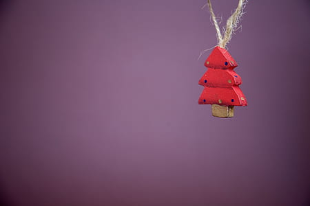 red pine tree pendant