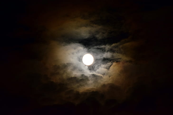 moon during night