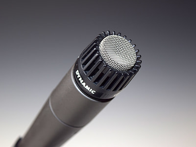 black and gray Dynamic microphone