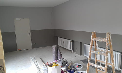 gray painted wall