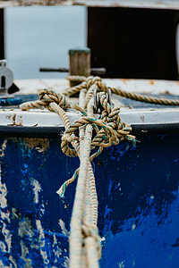 brown rope in shallow focus lens