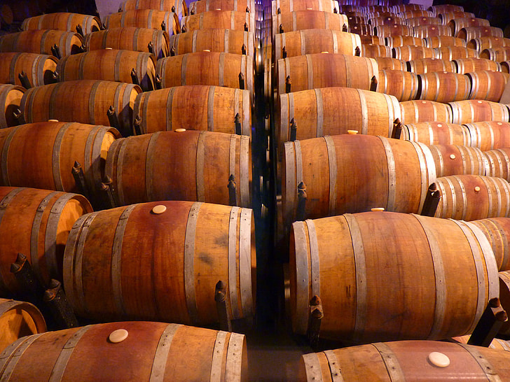 brown wooden barrels arranged